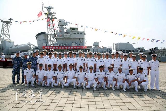 南宁舰舰徽，展现中国海军力量的新里程碑，南宁舰舰徽，中国海军力量的新里程碑展现