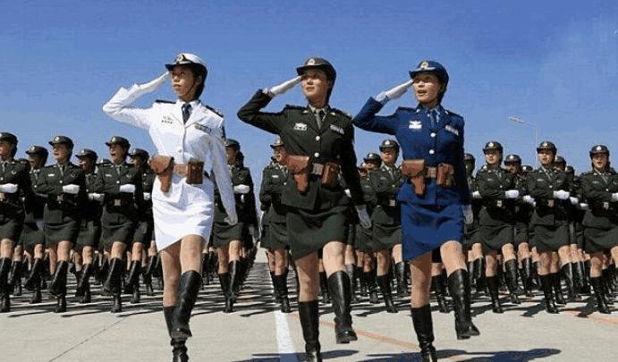 世界各国女兵阅兵图片，展现力量与荣耀，全球女兵阅兵风采，力量与荣耀的展现