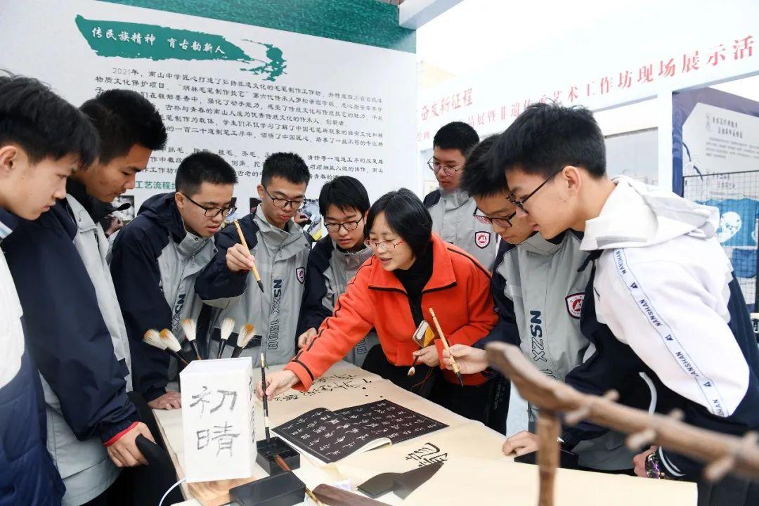 今天发生的重大新闻，聚焦2022年重要事件，聚焦今日重大新闻，回顾2022年重要事件
