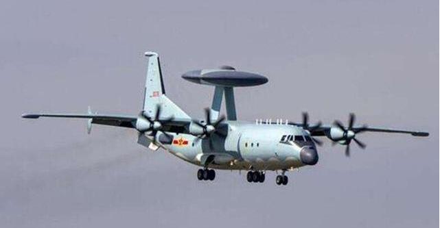 空潜-200反潜巡逻机，守护海域安全的空中尖兵，空潜-200反潜巡逻机，海域安全的空中守护者