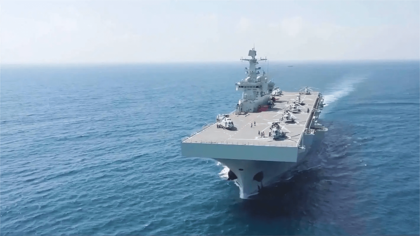 中国海军新力量，探索075型两栖攻击舰江西舰的奥秘，中国海军新力量揭秘，探索江西舰——075型两栖攻击舰的奥秘