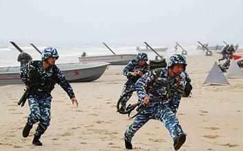 中国军队的力量之源，海军、空军与陆军的壮丽画卷，中国军队的力量之源，海军、空军与陆军壮丽画卷展示实力
