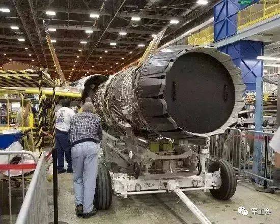 中国空军一号及其发动机配置深度解析，中国空军一号发动机配置深度解析