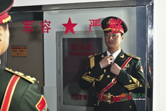 三军仪仗队张洪杰的婚姻状况，探索与解析，三军仪仗队张洪杰婚姻状况揭秘与解析