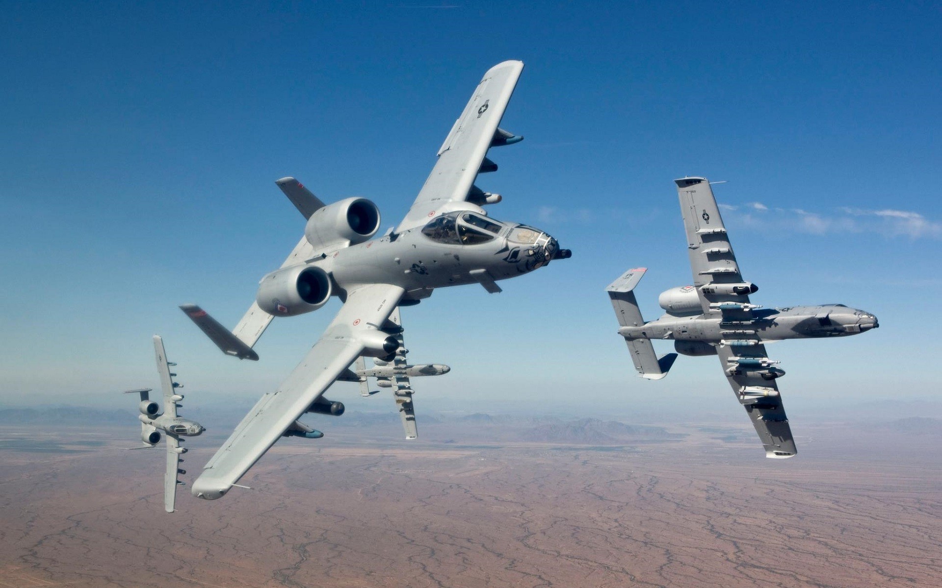 A-10攻击机性能特点深度解析，A-10攻击机性能特点全面解析