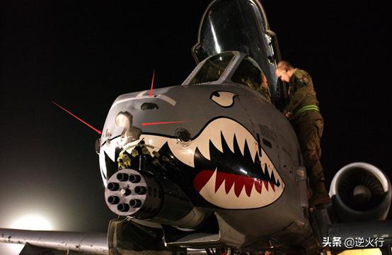 A-10攻击机的硬实力，坚韧与强大战斗力的象征，A-10攻击机，坚韧与战斗力的象征