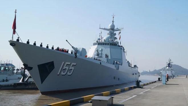 揭秘中国海军新利器，611六安舰，揭秘中国海军新利器，611六安舰首度曝光