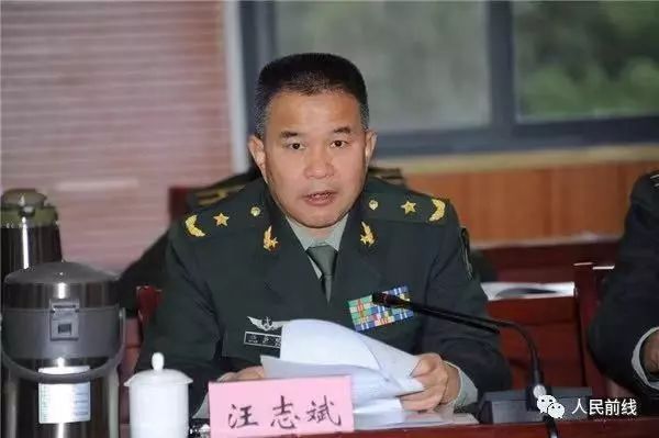 十四集团军杨国卿主任，领导力与担当精神的典范，十四集团军杨国卿主任，领导力与担当精神的卓越典范