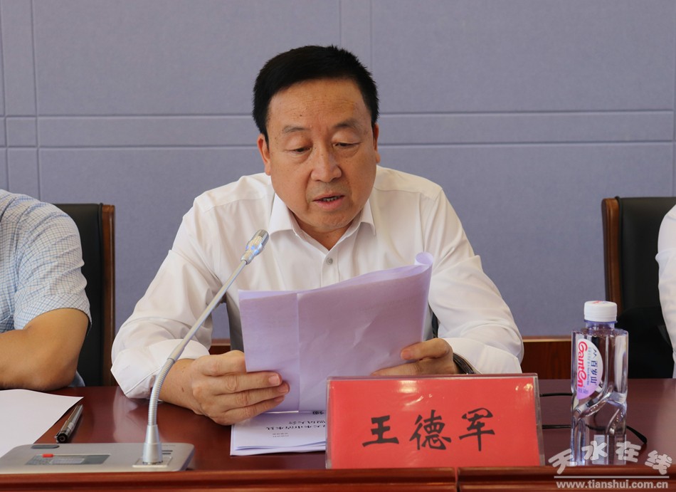 航空母舰模型，圣君王与德军的交锋，航空母舰模型下的圣君王与德军交锋实录