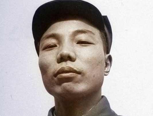 红十七军军长政委，英勇忠诚的军事领袖，红十七军英勇军事领袖，军长政委的忠诚与英勇之路