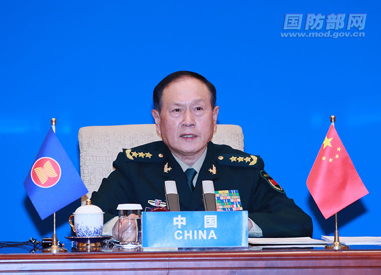 1982年中国国防部长是谁——揭开历史面纱，探寻国防力量背后的故事，国防力量背后的故事，揭秘中国国防部长在1982年的历史面纱