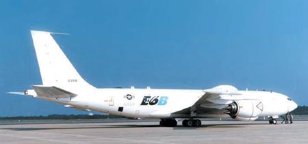 轰-6A战略轰炸机，空中力量的锐利之剑，轰-6A战略轰炸机，空中力量的锐利之剑风采展示