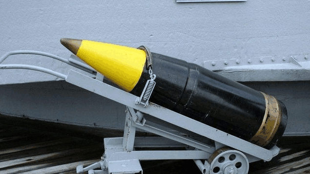 近防炮,是炮弹还是子弹?,近防炮,炮弹还是子弹?揭秘其真实身份