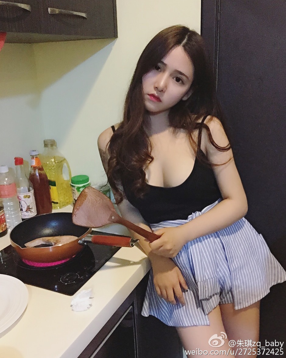 朱琪，闪耀的明星，时代的引领者，朱琪，时代明星，引领风潮