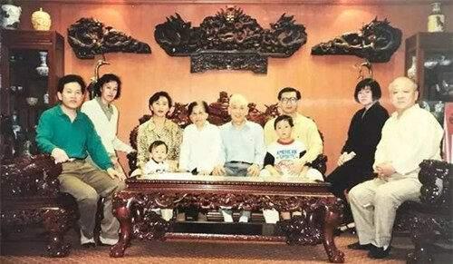 瓦良格号购买价格深度解析，瓦良格号购买价格揭秘