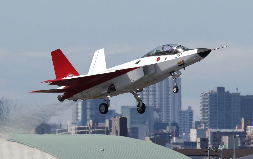 日本心神战机宣传片里的歼-15战机，东西方航空技术的交汇点，东西方航空技术交汇点，日本心神战机宣传片中的歼-15战机解析