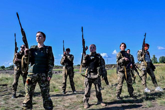 女兵人第4部的命名及其深远影响，女兵人第4部命名揭秘，深远影响的背后