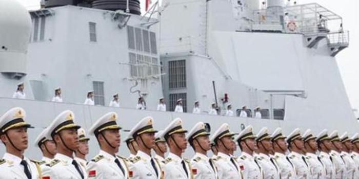 中国海军成立70周年阅兵实况，荣耀与力量的展现，中国海军70周年阅兵，荣耀与力量的世纪展现