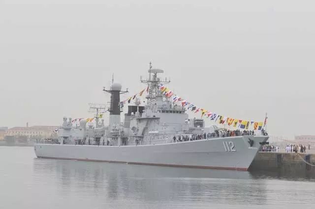 中国海军新一代护卫舰