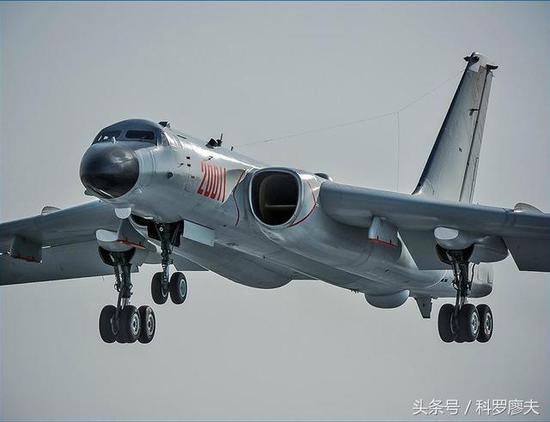 轰-6K型轰炸机载弹能力与导弹配置解析，轰-6K型轰炸机载弹能力与导弹配置深度解析