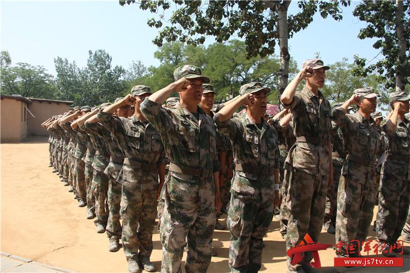 军校体检眼睛视力标准是什么，军校体检眼睛视力标准详解