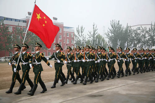 武警部队士官礼服图片，展现荣耀与威严的象征，武警士官礼服风采，荣耀与威严的象征图片展示