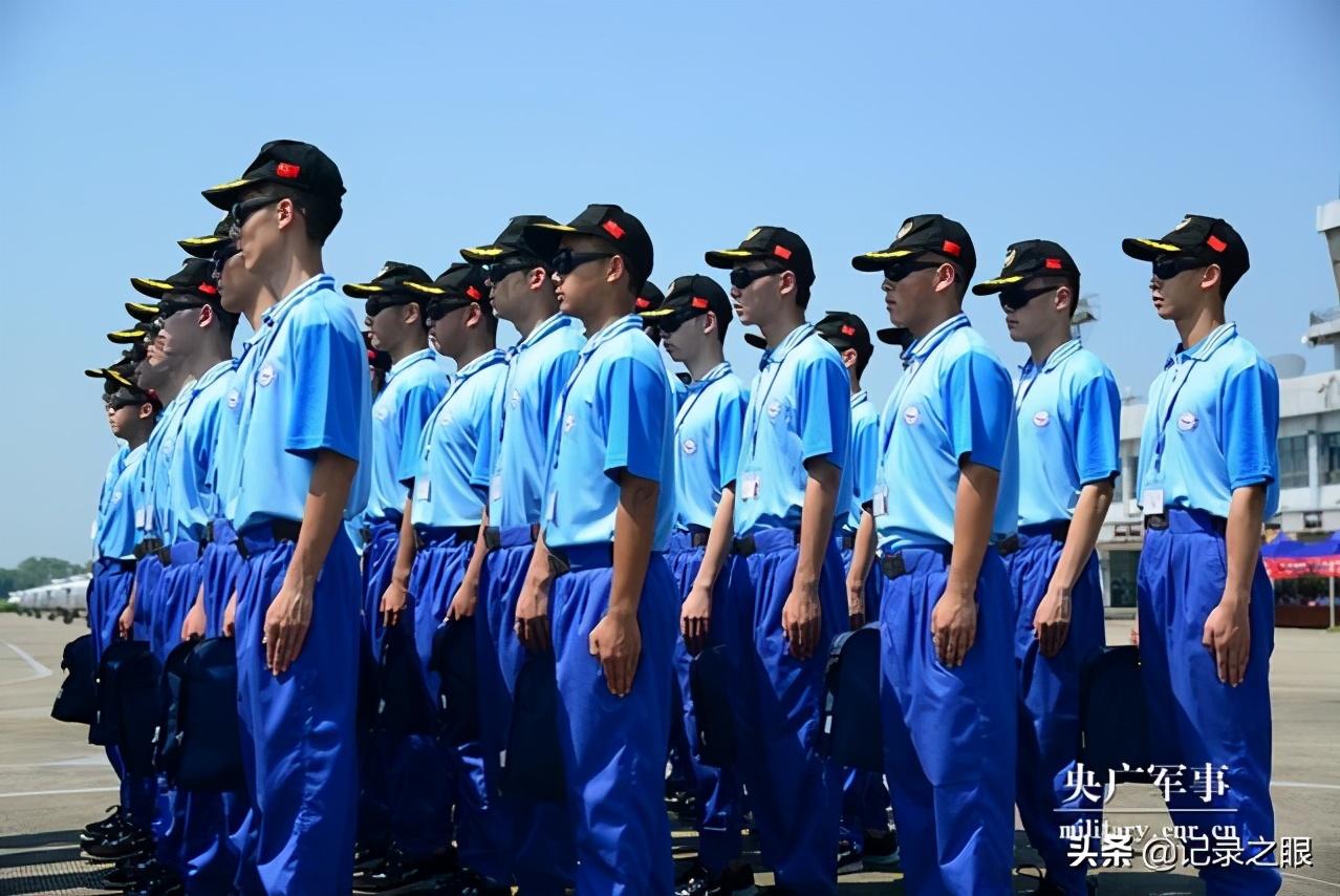 中国舰载机飞行员数量及其意义，中国舰载机飞行员数量及其背后的战略意义