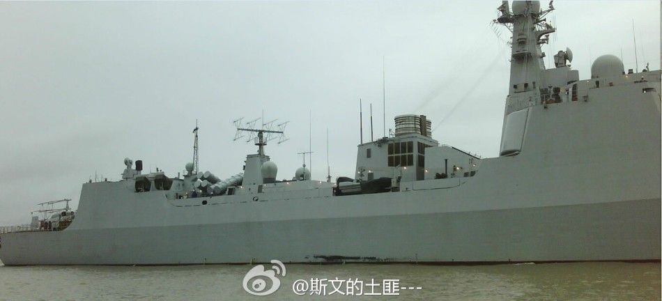 揭秘中国海军的中华神盾舰，052C型导弹驱逐舰，揭秘中国海军的利器，中华神盾舰——052C型导弹驱逐舰
