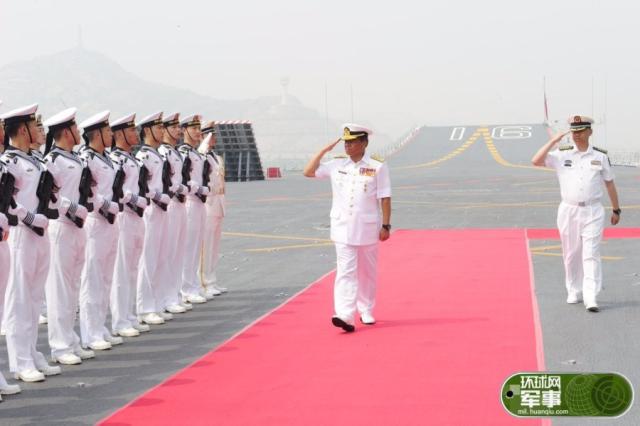 辽宁舰的军官团队，规模与力量，辽宁舰军官团队，规模与实力的彰显