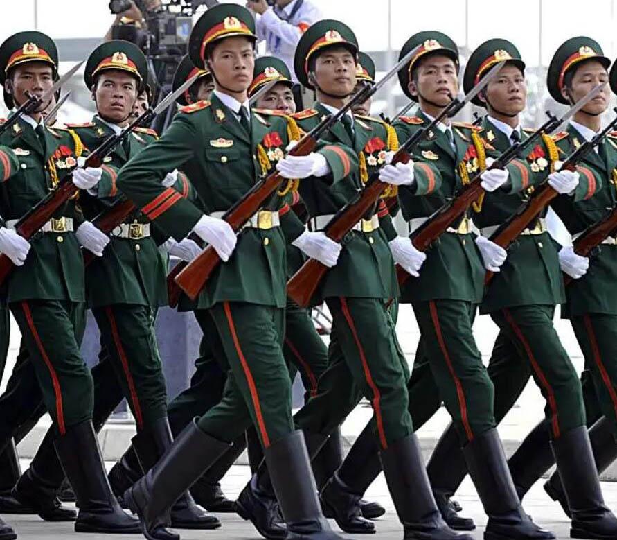 世界各国阅兵式合集，荣耀与力量的展示，全球阅兵盛典，荣耀与力量的汇聚展示