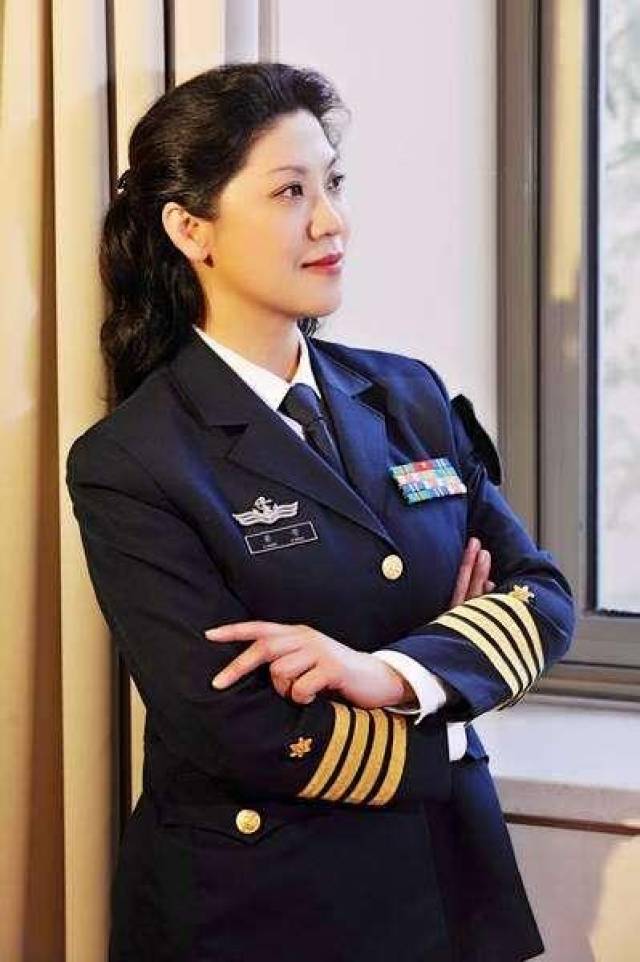 国防大学三位美女教授，闪耀学术界的巾帼英雄，国防大学三位美女教授，闪耀学术界的巾帼英雄风采