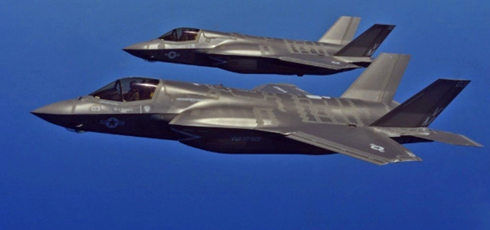 美国双发战斗机,力量与技术的完美结合,美国双发战斗机,力量与技术的巅峰融合