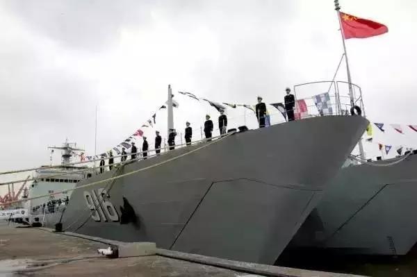 中国航母下饺子，速度与力量的象征，中国航母建设，速度与力量的象征