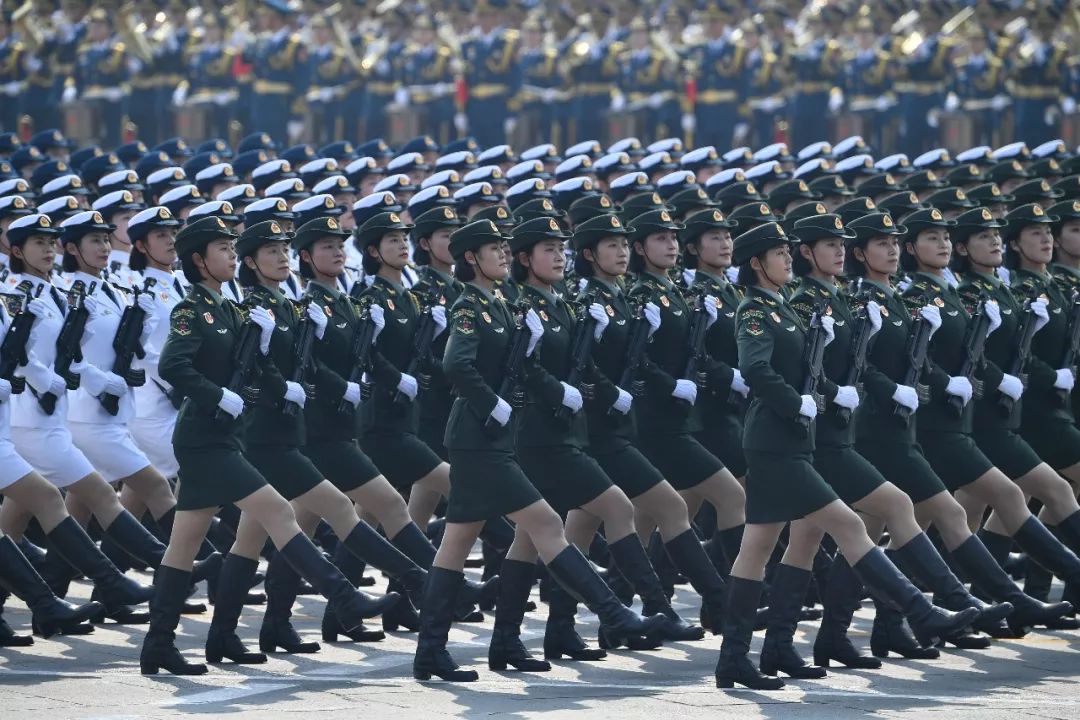 纪念中国人民抗日战争暨世界反法西斯战争胜利七十周年大阅兵视频回顾，纪念反法西斯胜利七十周年大阅兵视频回顾，英勇历程，永载史册