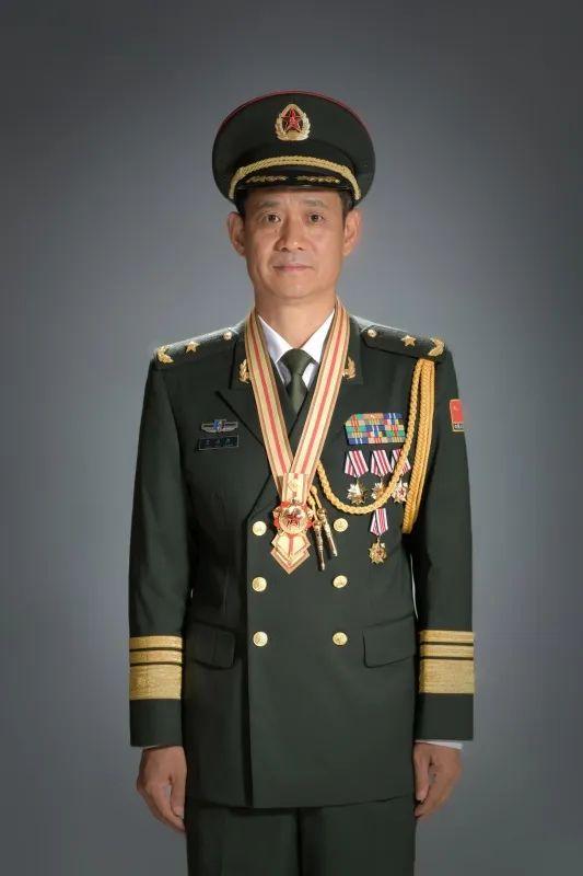 八一勋章获得者，荣耀背后的故事与启示，八一勋章获得者背后的荣耀与启示