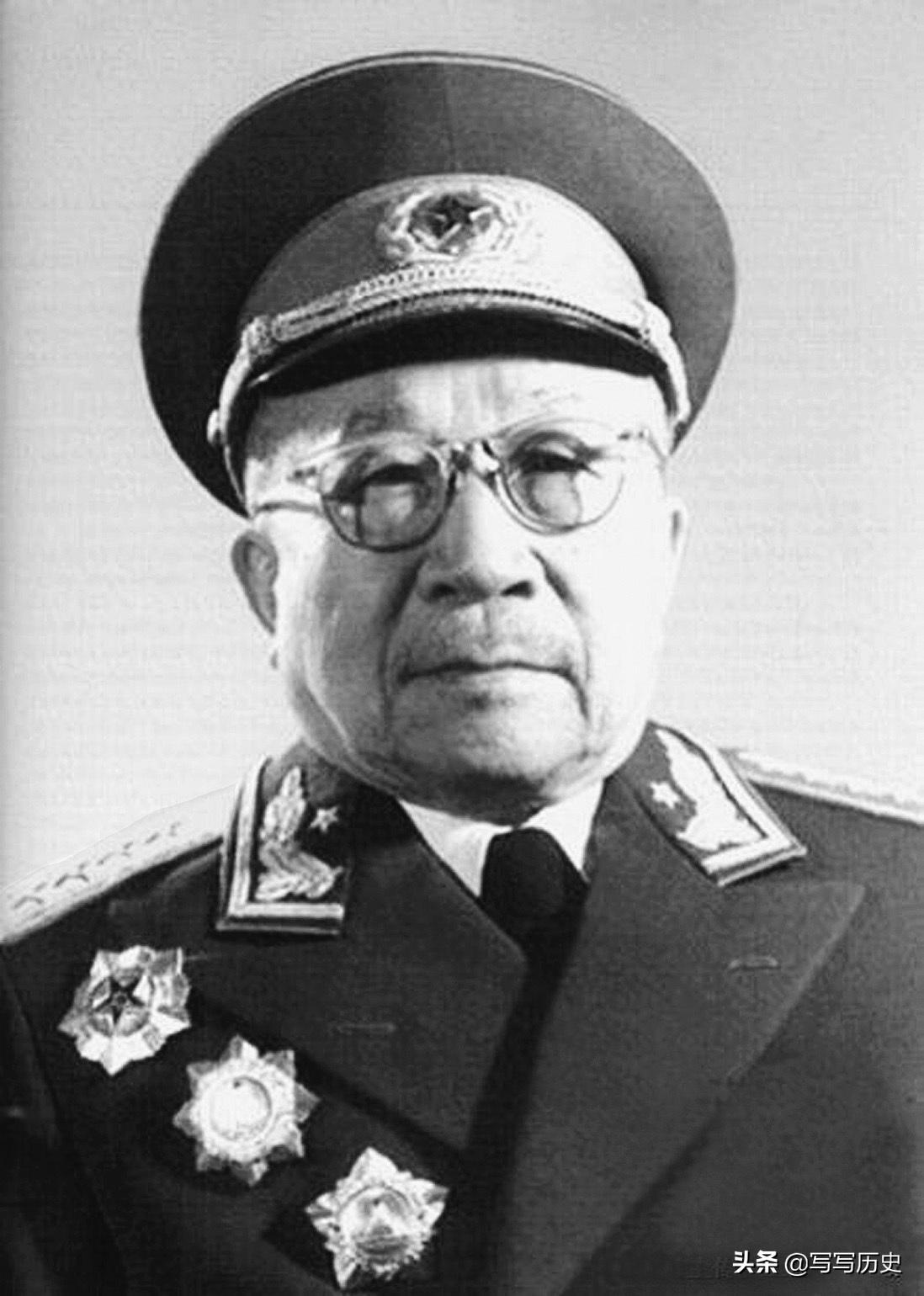 解放军八一勋章获得者的荣耀与担当，解放军八一勋章获得者，荣耀与担当的典范