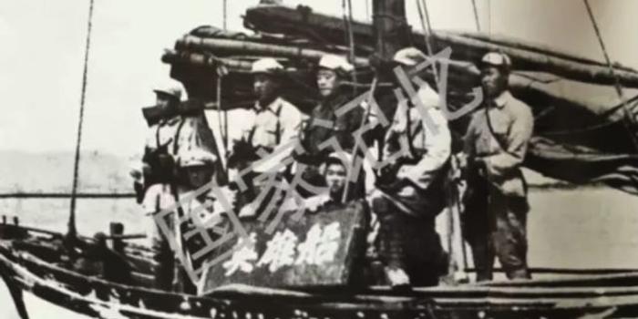 海南岛战役后的合影，英勇的瞬间与历史记忆，海南岛战役后的英勇瞬间与历史记忆合影留念