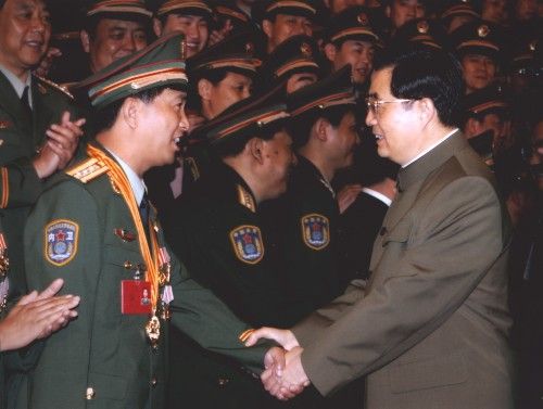 铁血军人的忠诚与担当