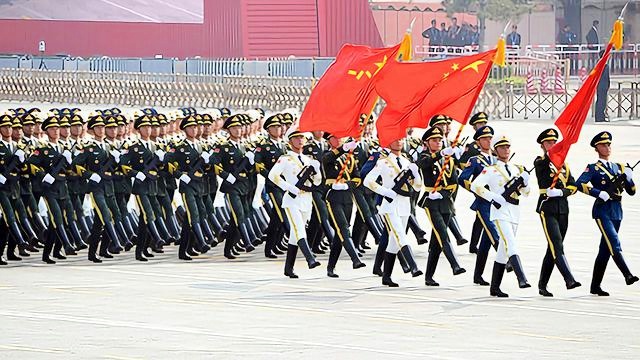 国庆阅兵方队介绍词——荣耀与力量的展现，国庆阅兵方队介绍词——荣耀与力量的盛大展示
