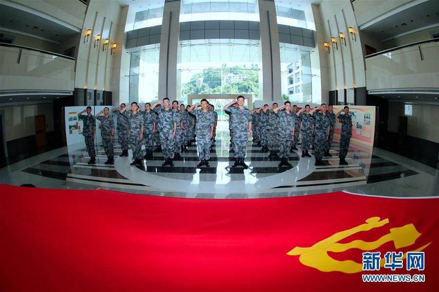 中国人民解放军军旗诞生于哪，历史追溯与意义解读，中国人民解放军军旗的起源、历史追溯与意义解读