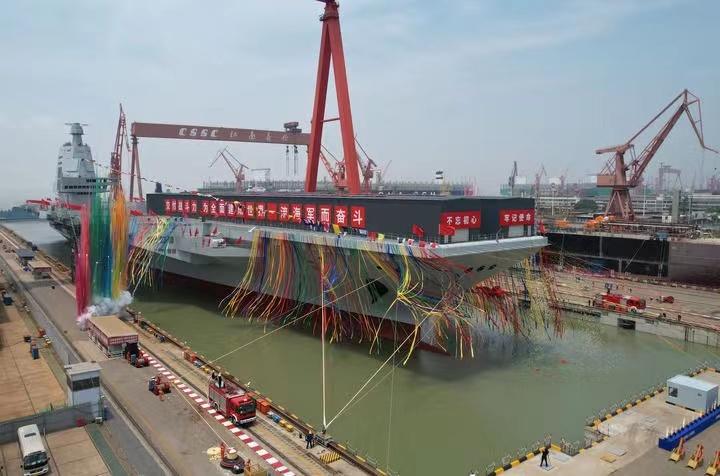 福建舰——我国三艘航空母舰的骄傲，福建舰——中国三艘航空母舰之骄傲