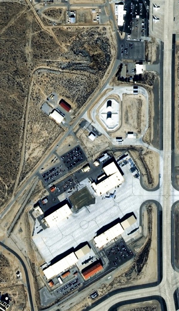 美国爱德华兹空军基地，探索与揭秘，美国爱德华兹空军基地，探索之旅与秘密揭秘