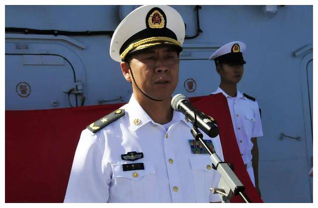 李晓岩少将喝酒事件，深度解析与反思，李晓岩少将喝酒事件深度剖析与反思