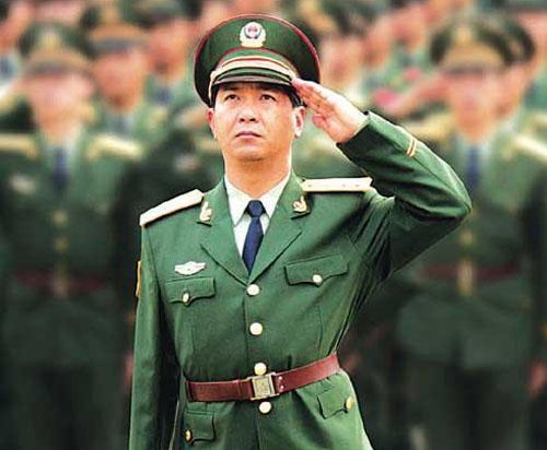 丁晓兵将军是正军级将领吗？解读其卓越军事成就与领导风范，丁晓兵将军的军事成就与领导风范，正军级将领的解读