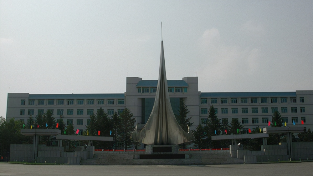 中国人民解放军空军航空大学位置，培养飞行精英的摇篮，中国人民解放军空军航空大学，飞行精英培养的摇篮位置揭秘