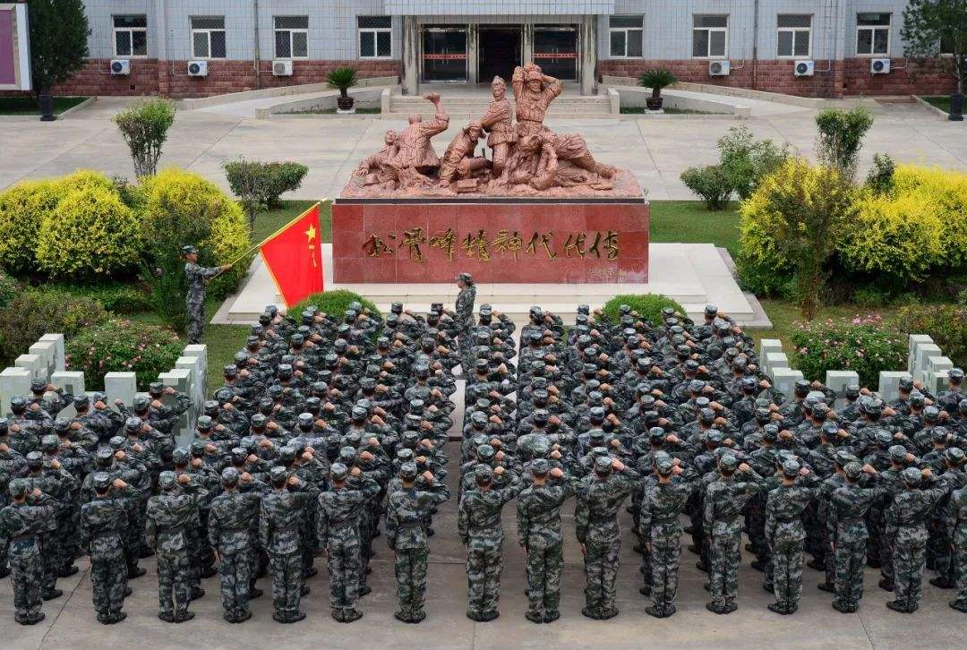 中国人民解放军第12兵团，英勇善战的历史与荣耀，中国人民解放军第12兵团，英勇善战的历史传承与荣耀辉煌