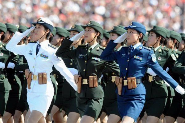 中国女兵照片高清图片，展现飒爽英姿与坚韧力量，中国女兵高清图片展现飒爽英姿与不屈精神