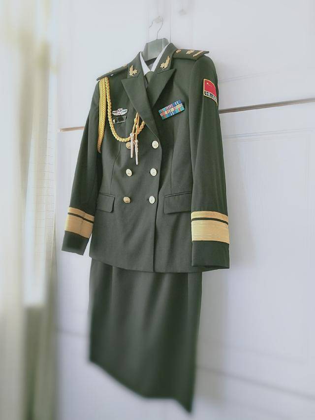 中国女兵礼服裙，传统与现代的完美结合，中国女兵礼服裙，传统与现代的完美交融