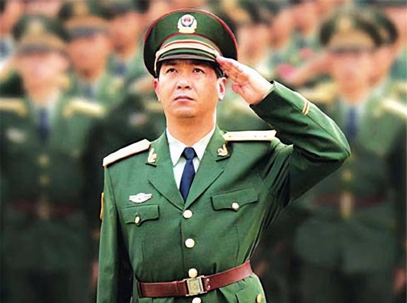 独臂英雄丁晓兵，不屈的人生奋斗史，独臂英雄丁晓兵，不屈的人生奋斗传奇
