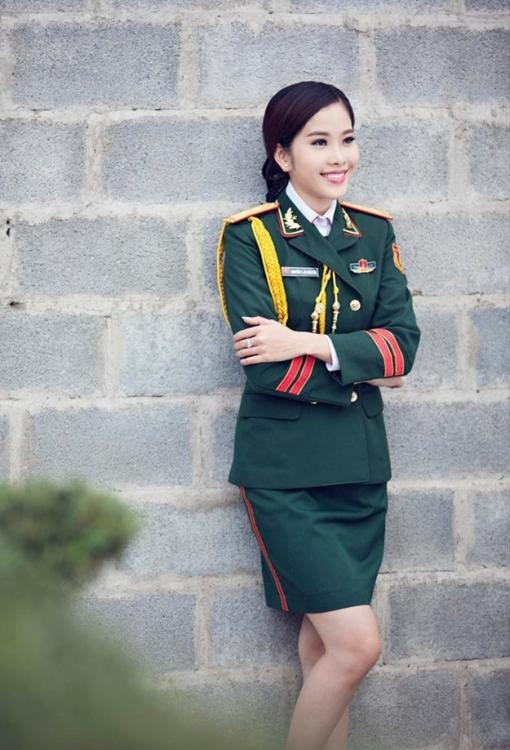 65式军装女兵大花，时代的印记与历史的记忆，时代的印记与历史的记忆，65式军装女兵大花风采